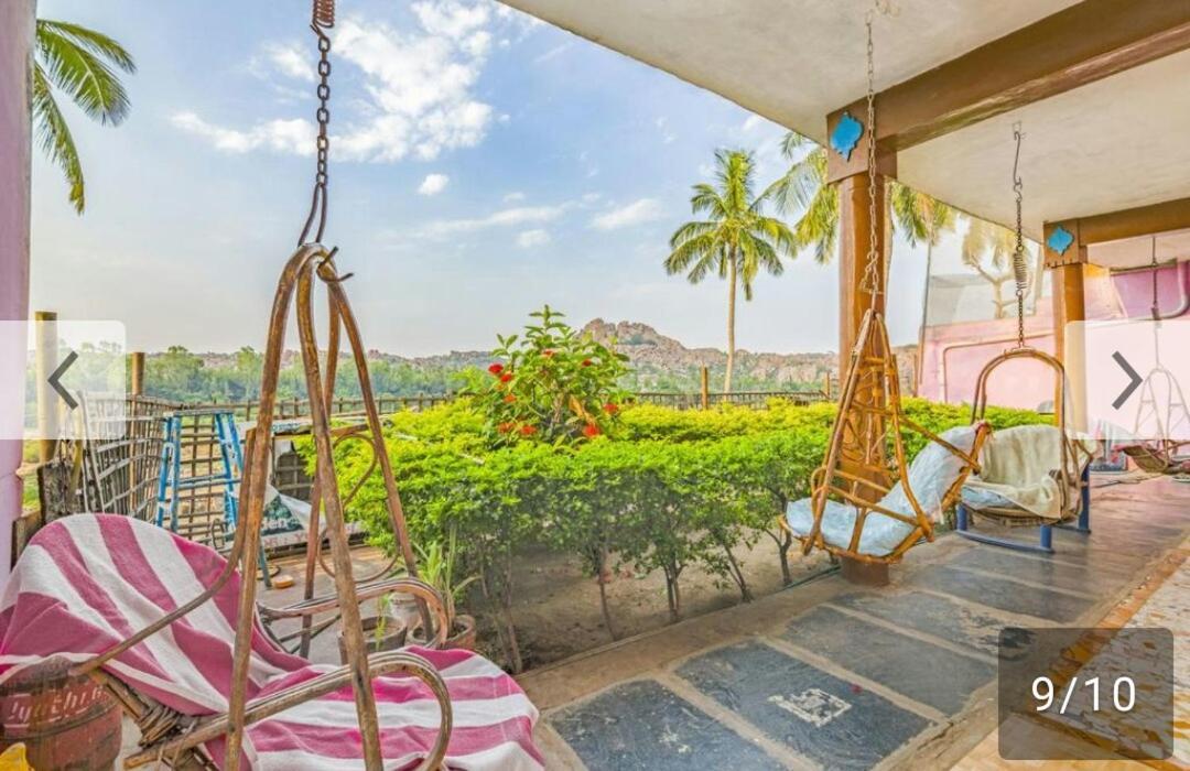 האמפי Archana Guest House River View מראה חיצוני תמונה